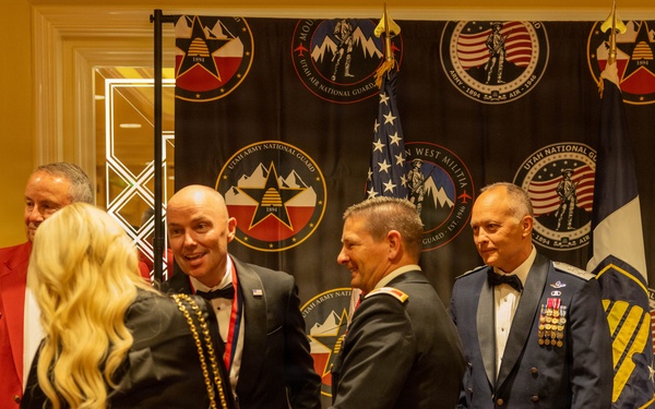 Utah National Guard honors six leaders at 64th annual Bronze Minuteman Awards