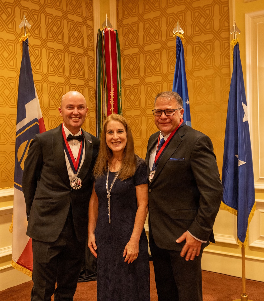 Utah National Guard honors six leaders at 64th annual Bronze Minuteman Awards
