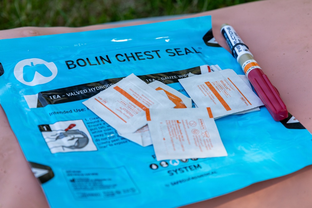 U.S. Army Soldiers Conduct Combat Life Saver Training
