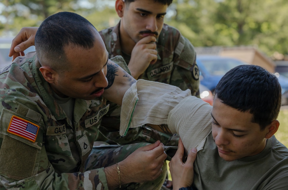 U.S. Army Soldiers Conduct Combat Life Saver Training