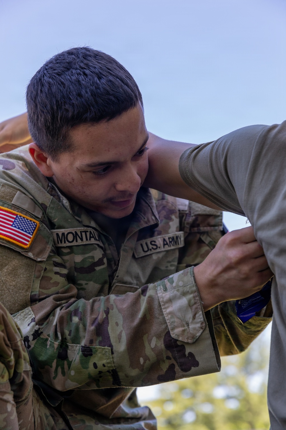 U.S. Army Soldiers Conduct Combat Life Saver Training