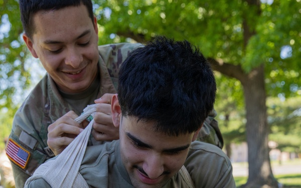 U.S. Army Soldiers Conduct Combat Life Saver Training