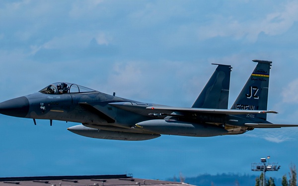 SkyFest 2026 airshow acts arrive at Fairchild AFB
