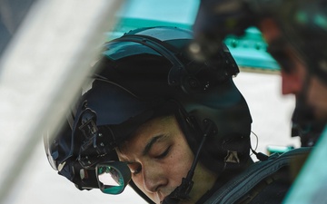 HMLAT-303 conducts quick approach landings and takeoffs