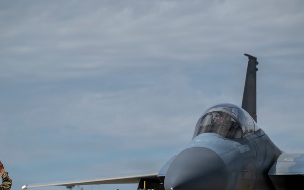 SkyFest 2026 airshow acts arrive at Fairchild AFB