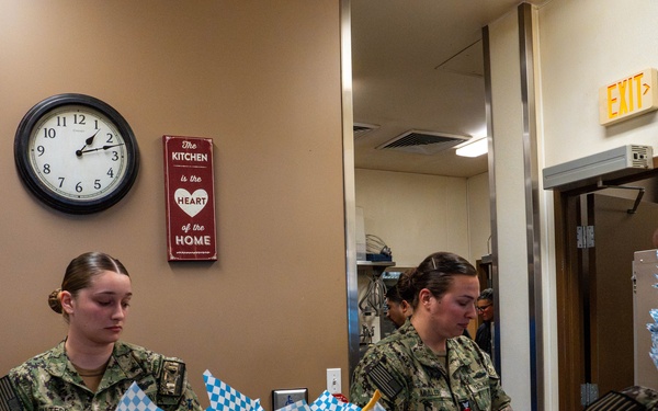 Sailors Volunteer at Portland Union Gospel Mission