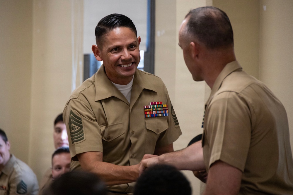 SMMC Ruiz visits MCRD San Diego