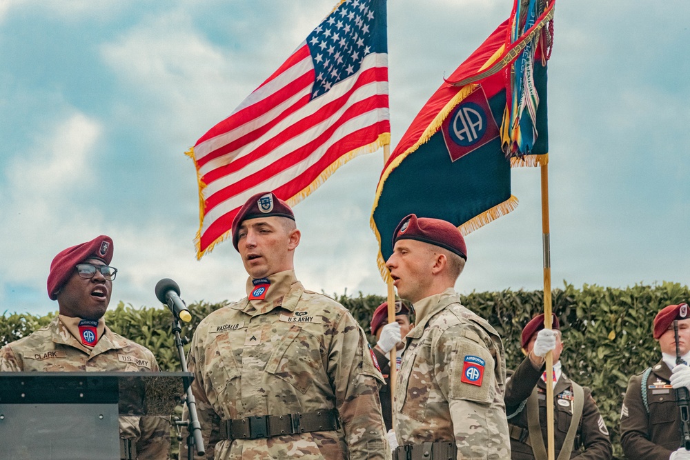 D-Day82: Gavin Statue Unveiling
