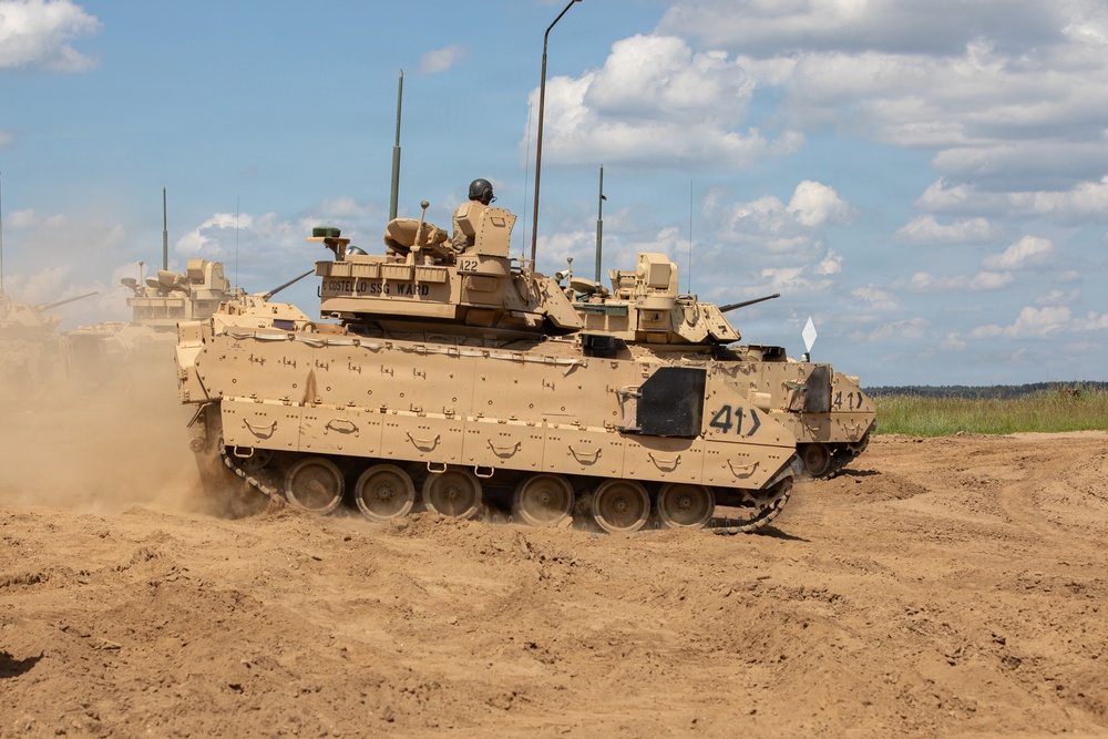 1st Armored Division performs Bradley qualification in Poland