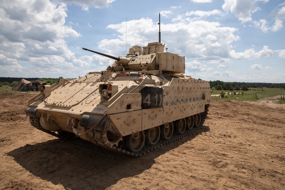 1st Armored Division performs Bradley qualification in Poland