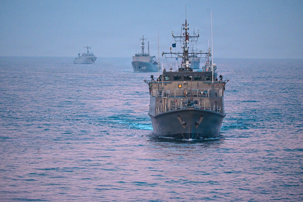SNMCMG1 Ships Conduct Training During BALTOPS 26