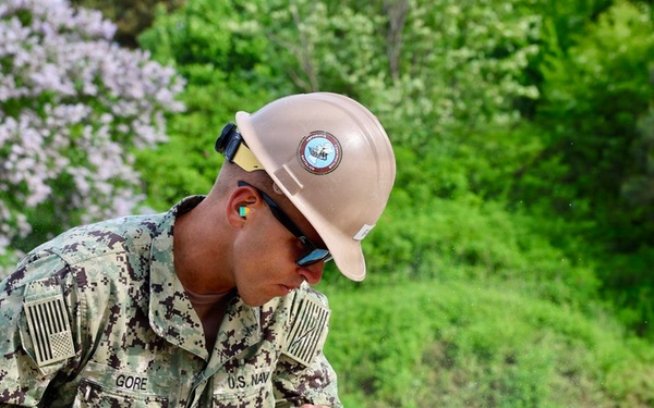 Seabees prepare for Boat Ramp Construction