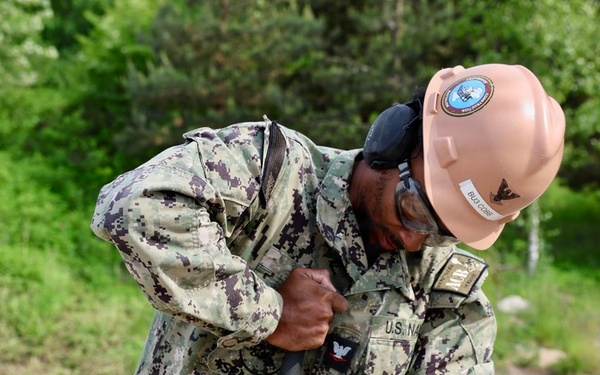 Seabees prepare for Boat Ramp Construction