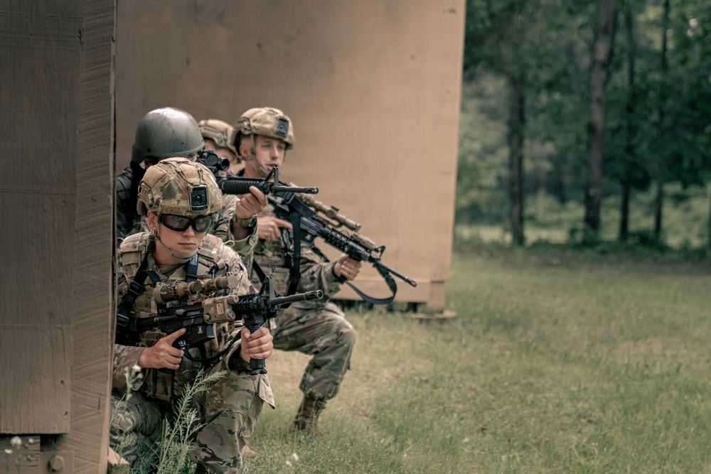 110th Security Forces CQB and urban movement training