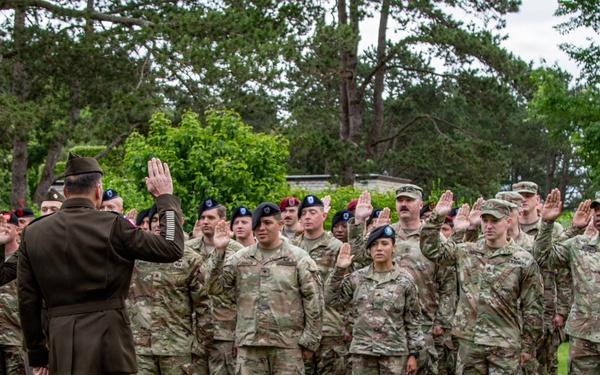 Service members reenlist at Normandy American Cemetery, D-Day 82