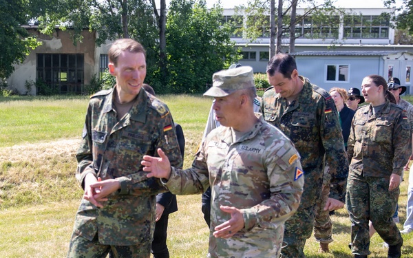 U.S. and German Army Leaders Highlight Partnership During German Armed Forces Day