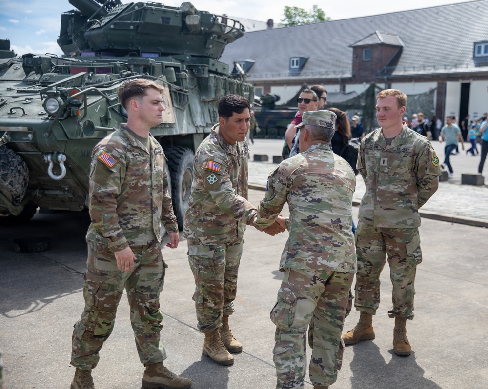 7th ATC Supports German Armed Forces Day in Weiden