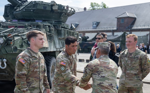 7th ATC Supports German Armed Forces Day in Weiden