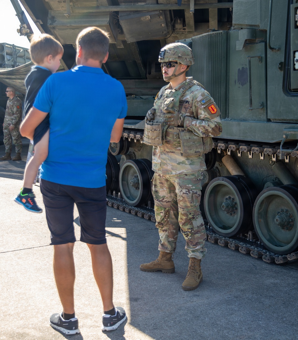 7th ATC Supports German Armed Forces Day in Weiden