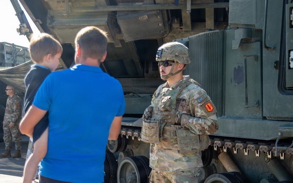 7th ATC Supports German Armed Forces Day in Weiden