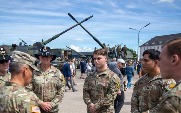 7th ATC Supports German Armed Forces Day in Weiden