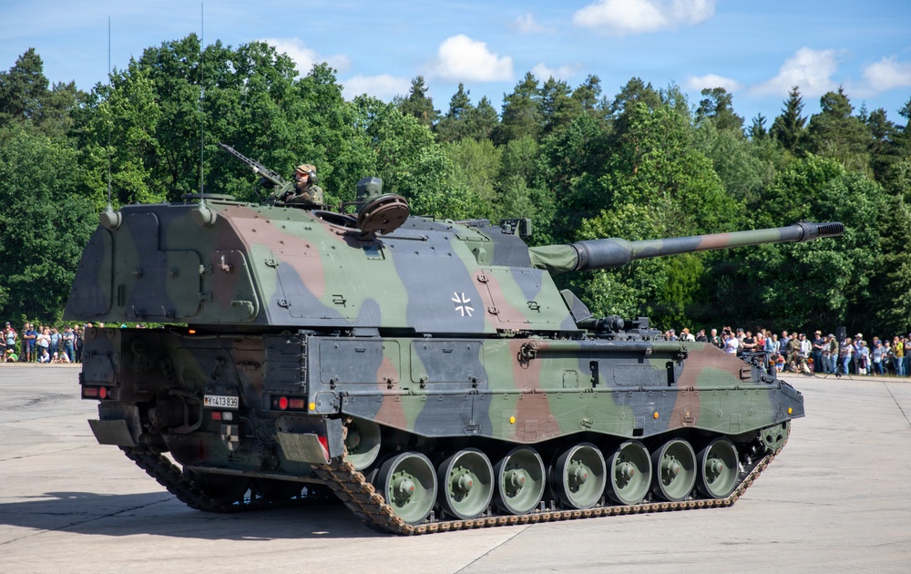 7th ATC Supports German Armed Forces Day in Weiden