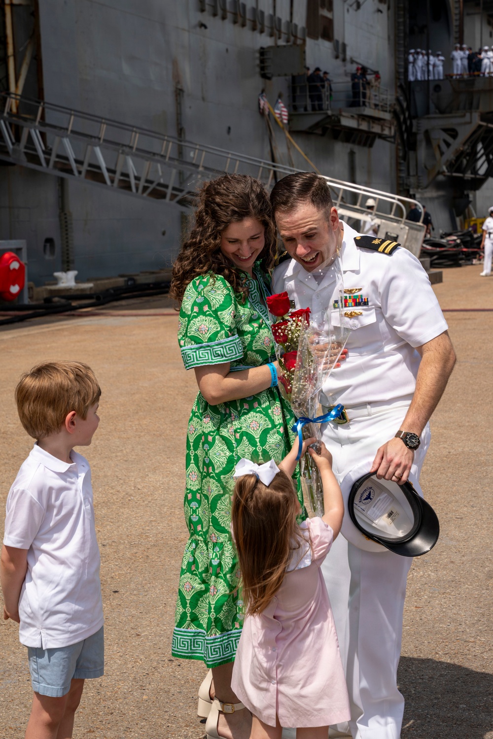 USS Iwo Jima (LHD 7) returns to Naval Station Norfolk