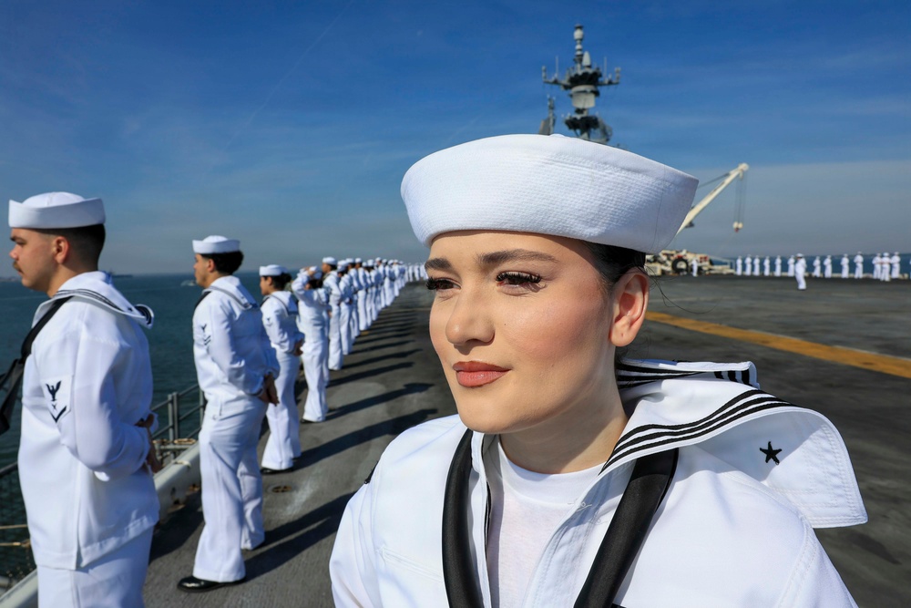 USS Iwo Jima returns home from 10 month deployment