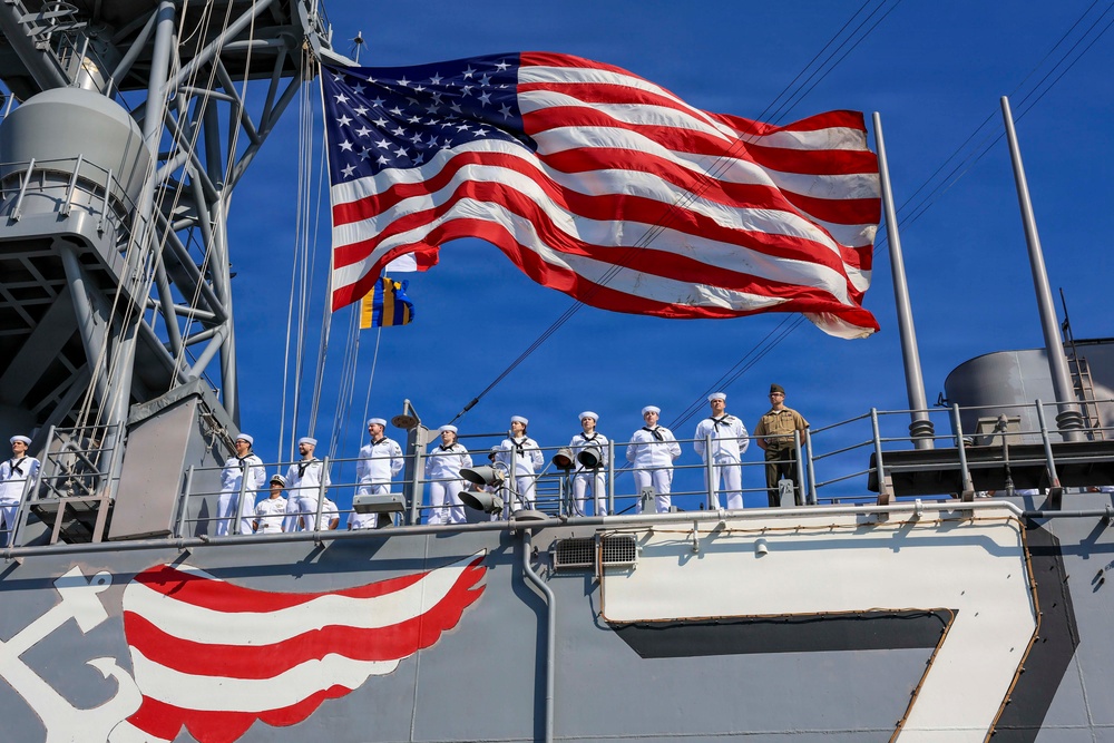 USS Iwo Jima returns home from 10 month deployment