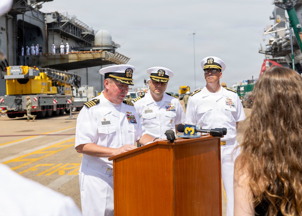 USS Iwo Jima returns home from 10 month deployment