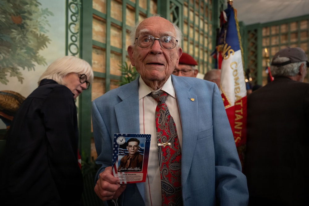 WWII Veteran Awarded French Senate Medal