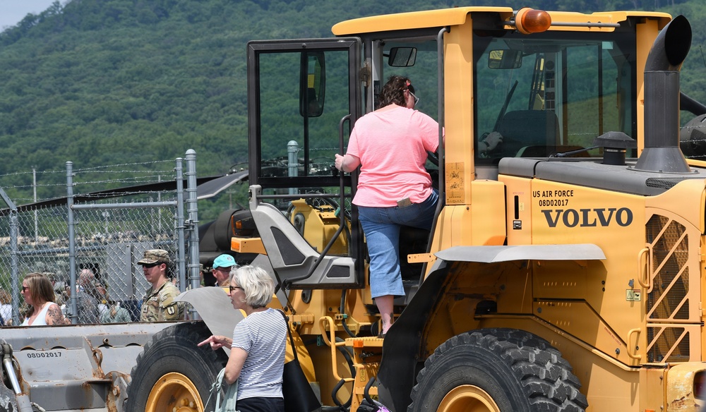 Fort Indiantown Gap hosts open house