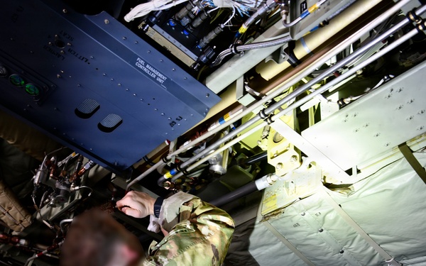 US, Greek SOF perform static line jumps during TFP26
