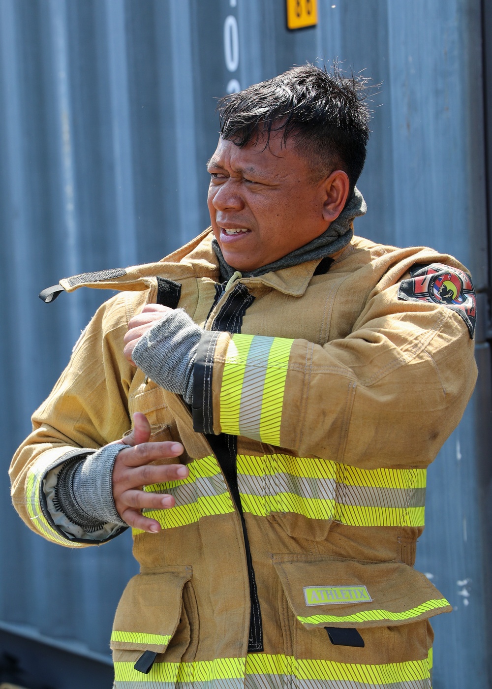 Hawaii Army National Guard firefighters conduct joint emergency response training on Maui