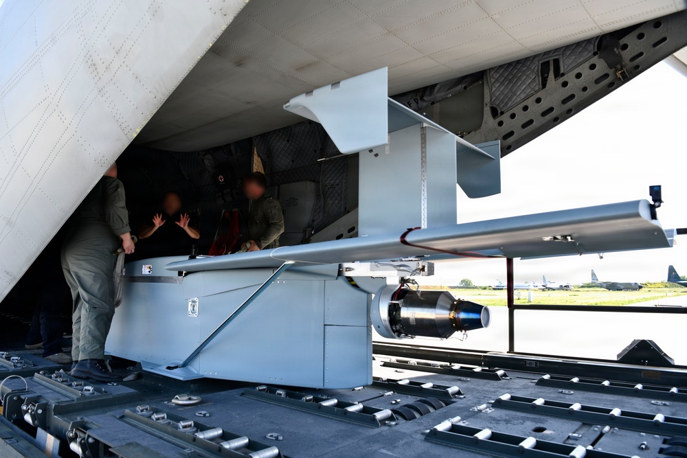 US, Romania execute Grasshopper insertion during TFP26