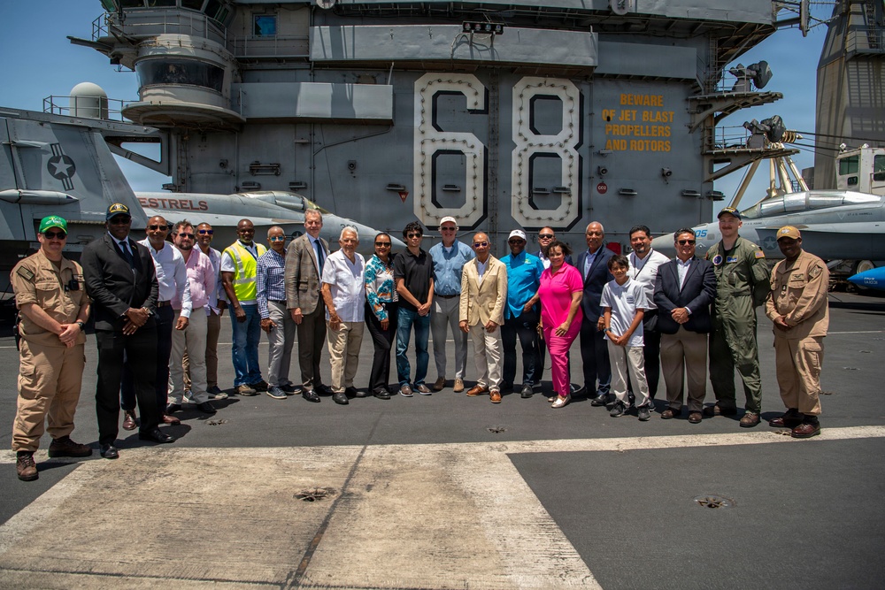 Deputy Prime Minister of Jamaica Tours USS Nimitz