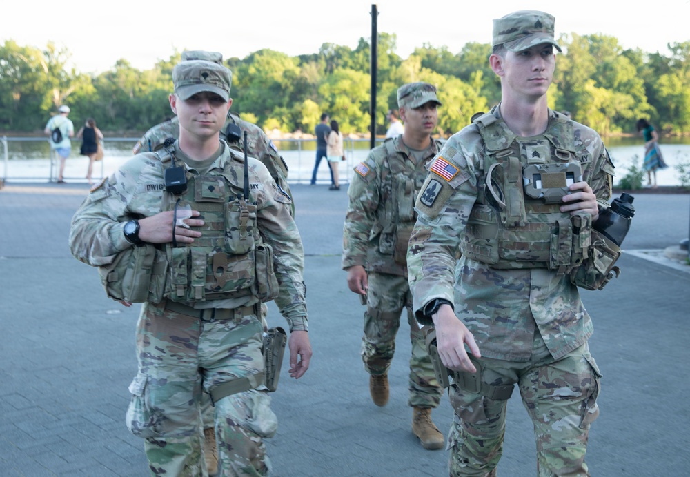 JTF-DC Alaska National Guardsmen Conduct Presence Patrols in Georgetown