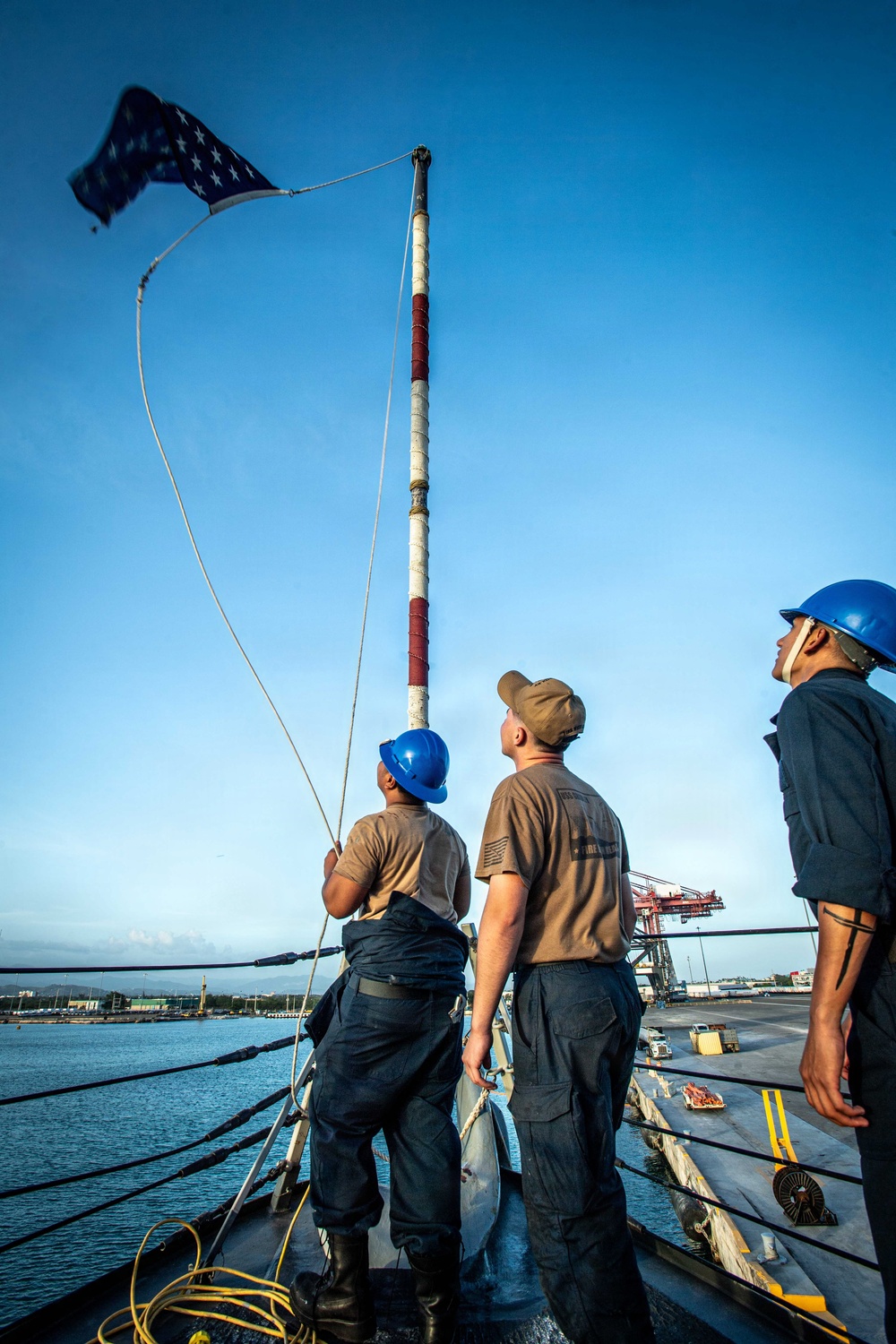 USS Gridley Pulls out of Puerto Rico