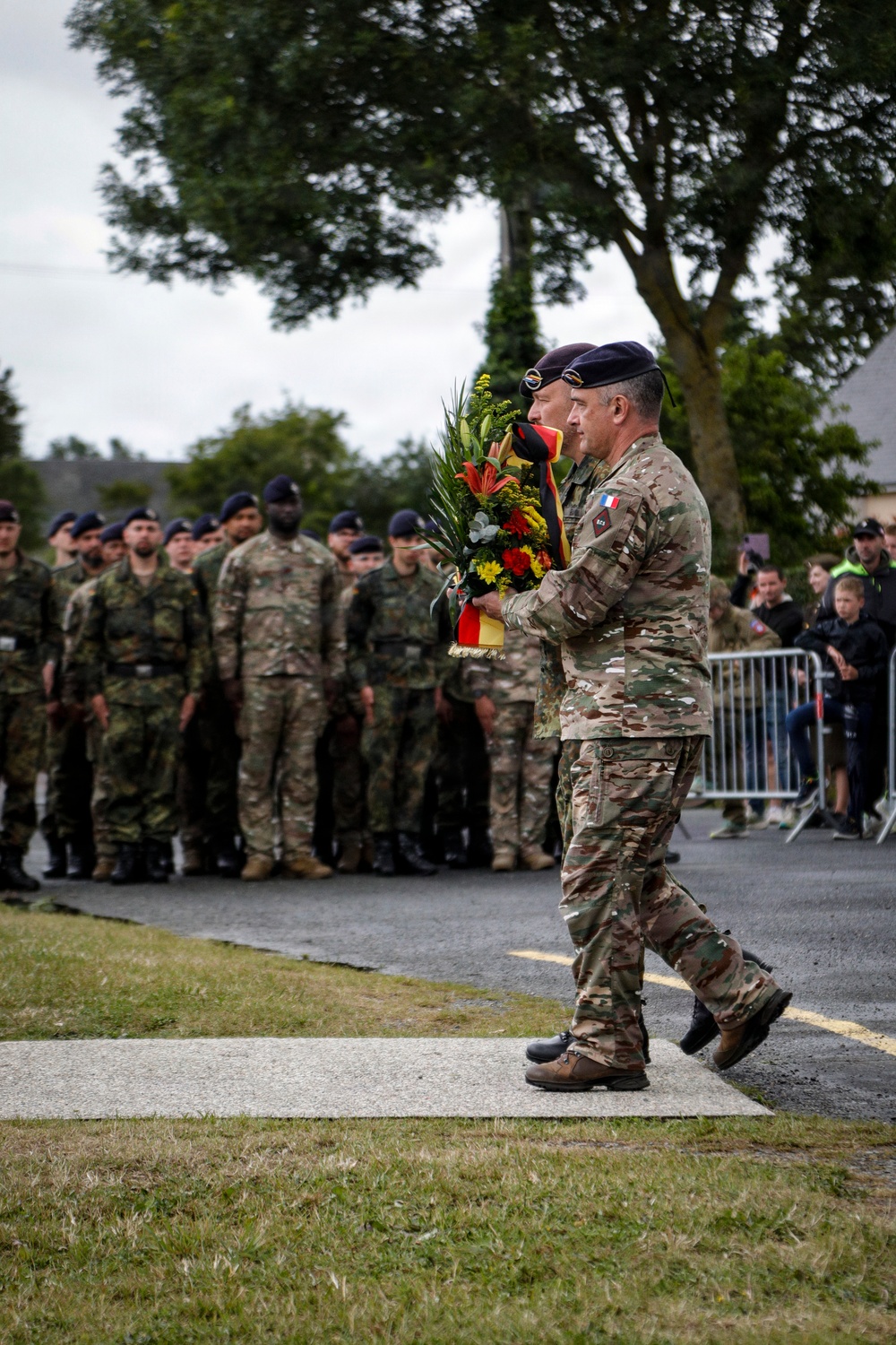 Paratroopers participate in tribute at Place Toccoa, Normandy 82