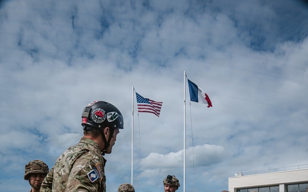 82nd Airborne Veteran jumps with Liberty Jump Team during D-Day 82