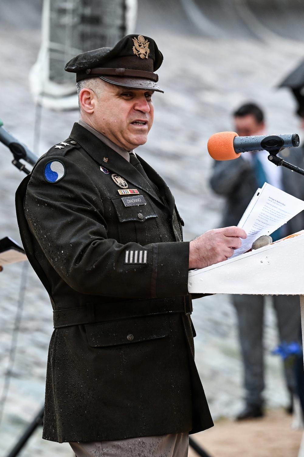 29th ID honors Bedford Boys in Omaha Beach Ceremony