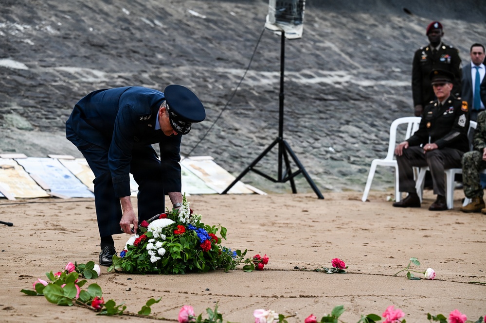 CNGB honors 29th ID Bedford Boys in Omaha Beach ceremony