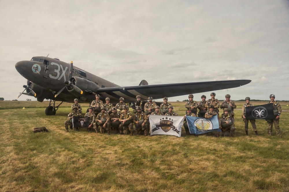 82nd Airborne Veteran jumps with Liberty Jump Team during D-Day 82