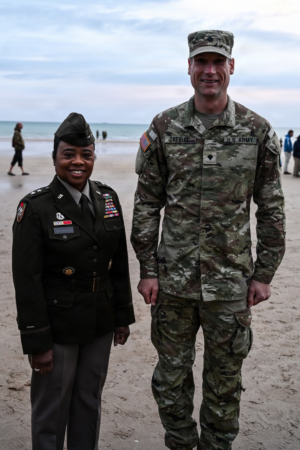 29th ID honors Bedford Boys in Omaha Beach Ceremony