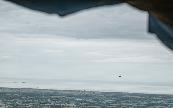 82nd Airborne Veteran jumps with Liberty Jump Team during D-Day 82