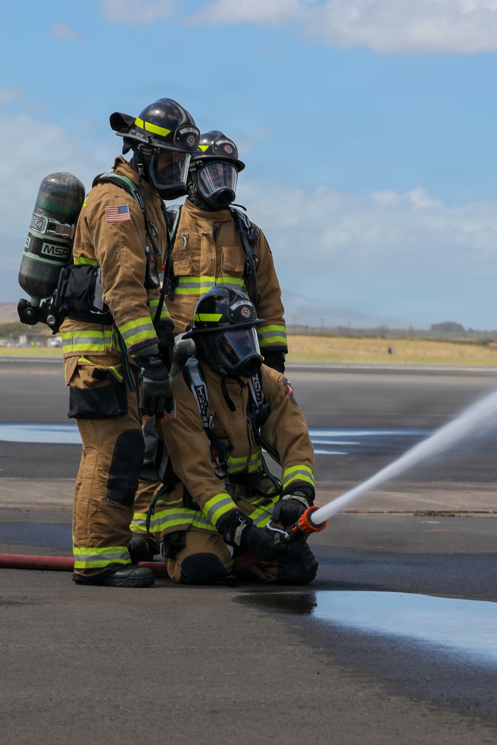 Hawaii Army National Guard firefighters conduct joint live fire training on Maui