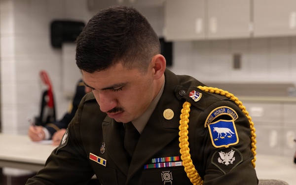 National Guard Soldiers Face Day 1 Challenges at Region VI Best Warrior Competition