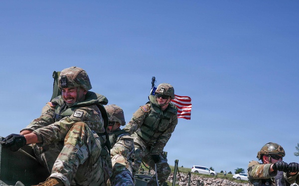 SDNG 200th Engineer Company Conduct Wet-Gap Crossing