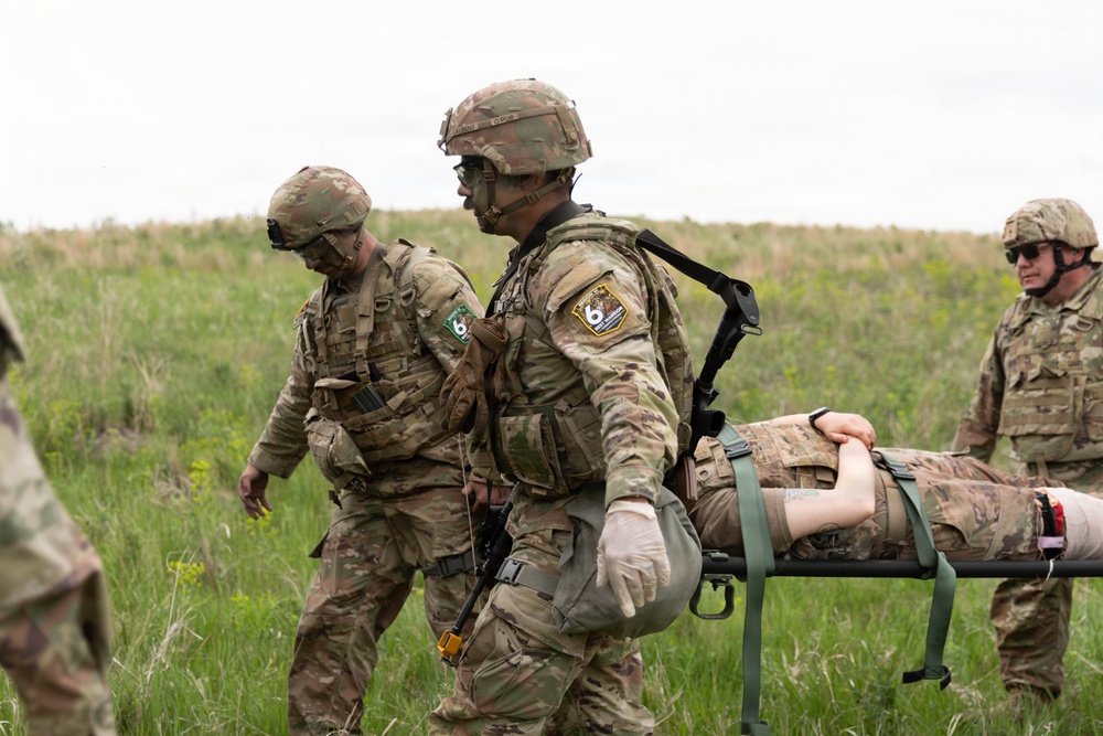 National Guard Soldiers Face Day 3 Challenges at Region VI Best Warrior Competition