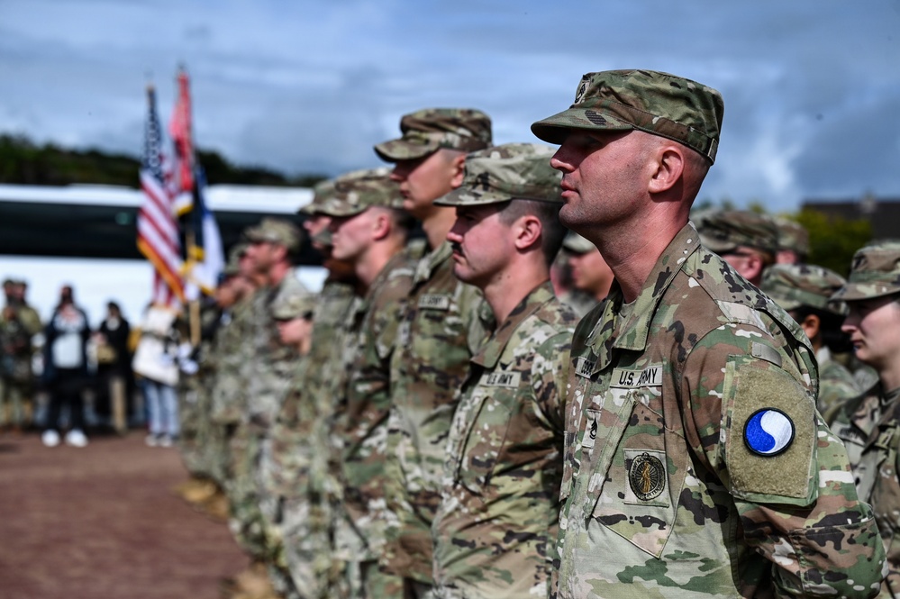 29th ID, V Corps commemorates D-Day at Omaha Beach Signal Monument